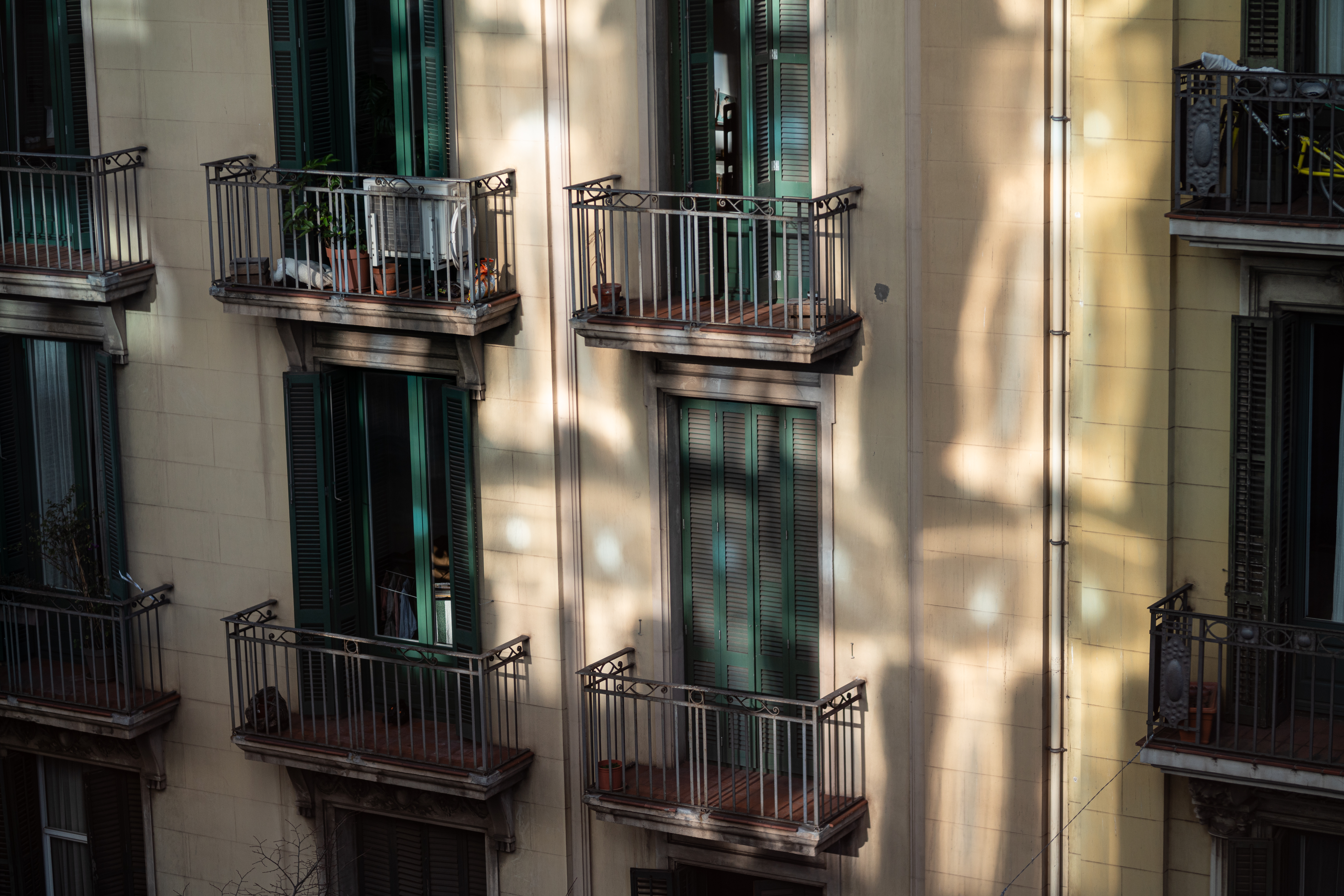 Diagonal Vertical